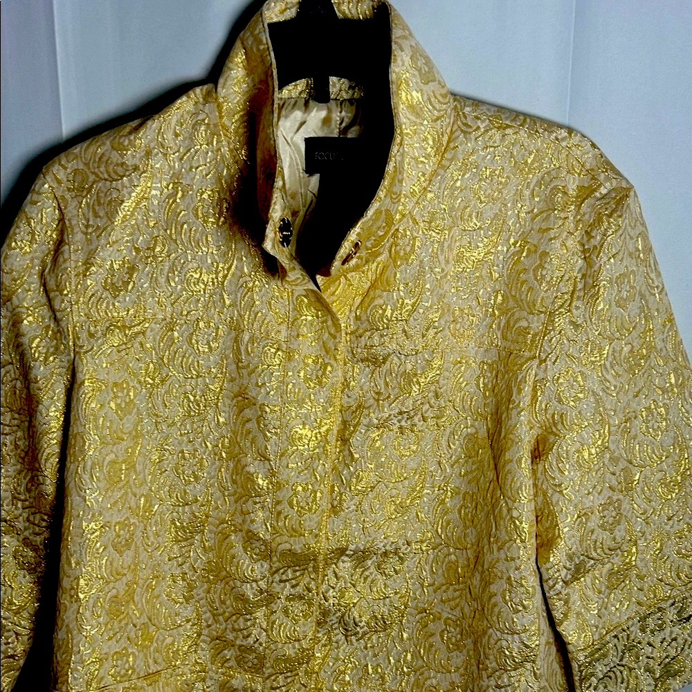 Focus 2000 Women’s Gold Blouse